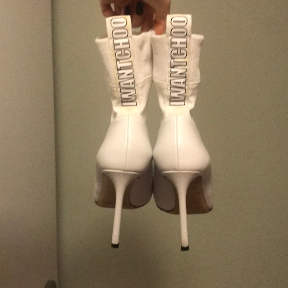 I want choo sock Jimmy Choo Brandon white heels - Picture 2 of 10